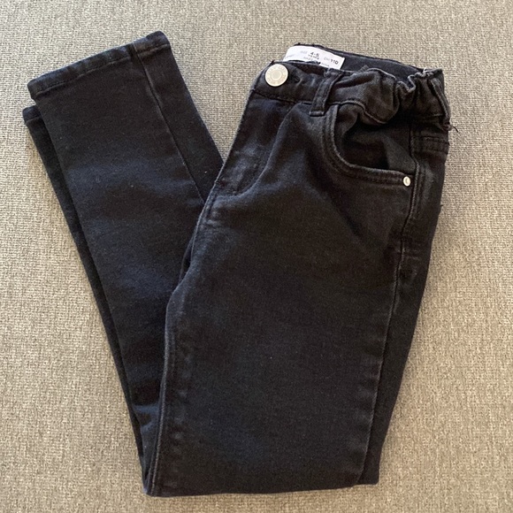 Zara jeans - Picture 3 of 3